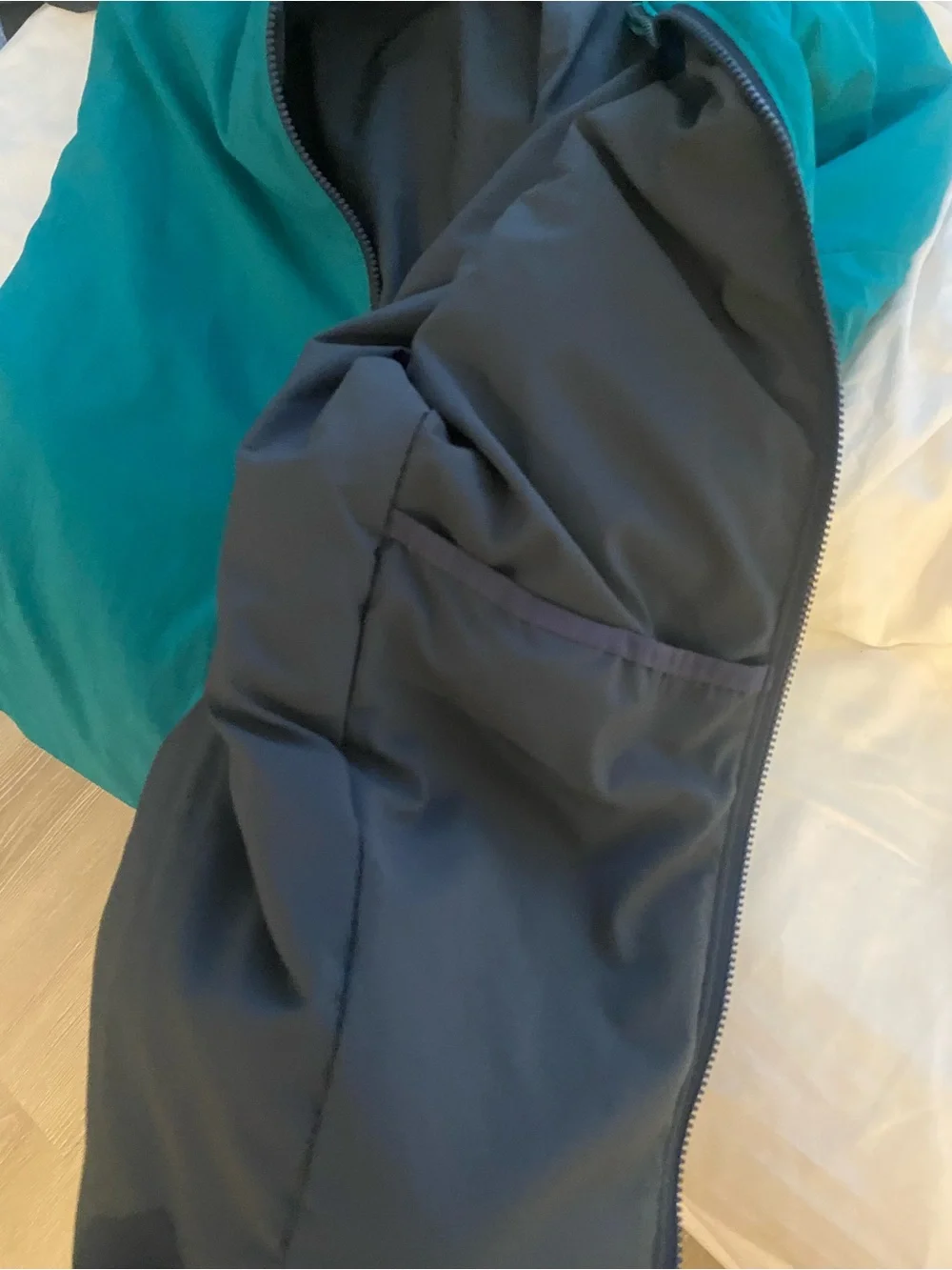 Patagonia Men's Teal Zip-Front Windbreaker Jacket